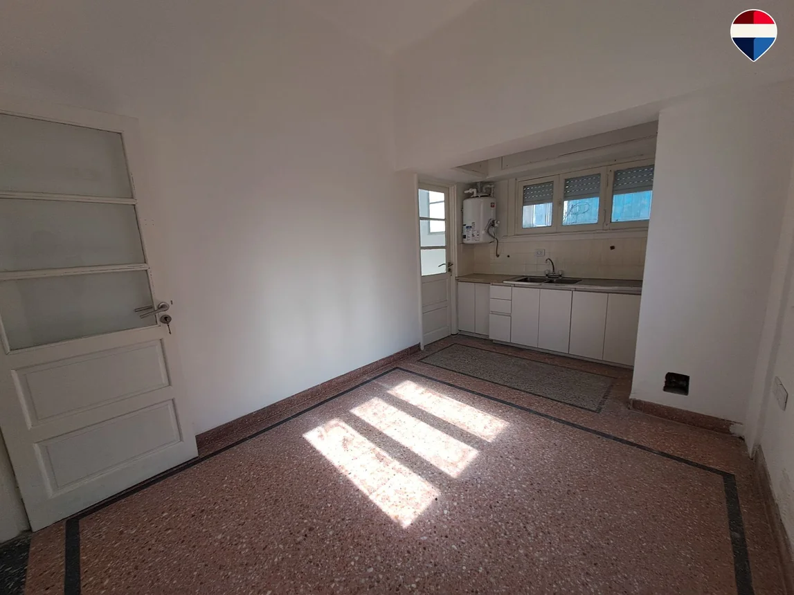 PH en venta en Sarandí, Avenida Bartolomé Mitre 3500