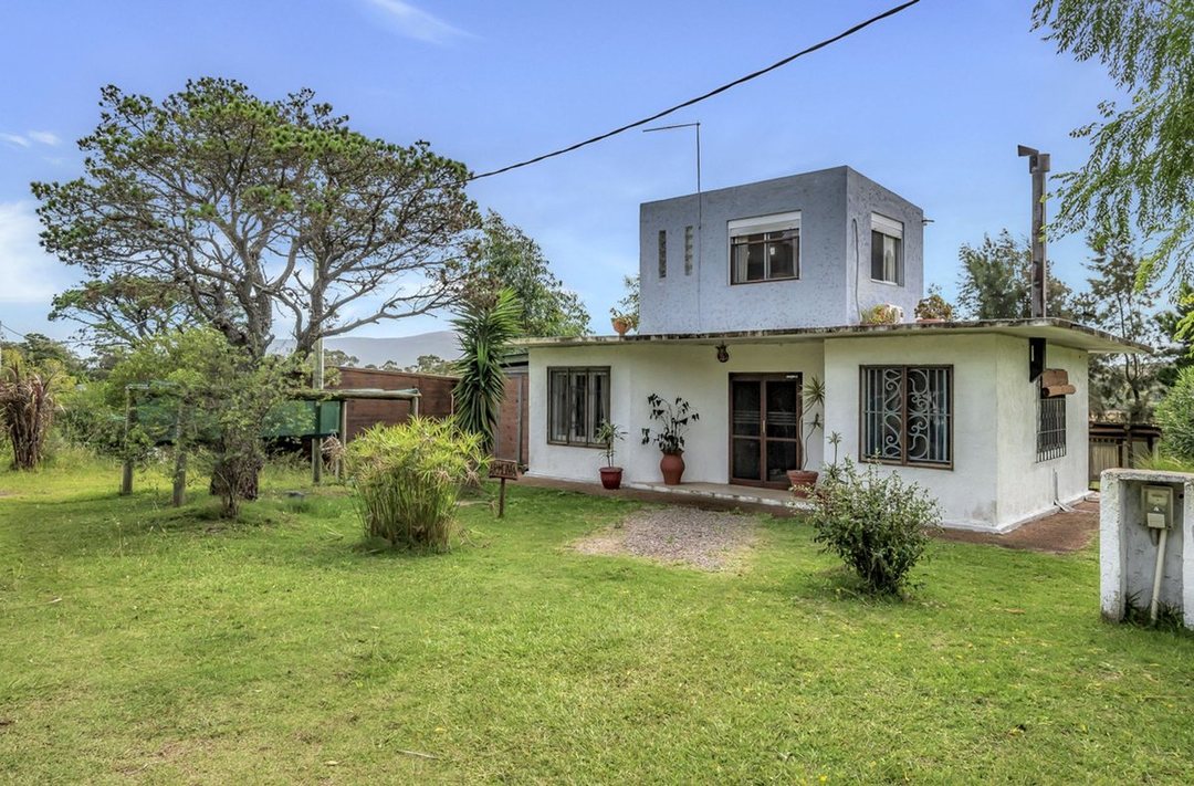 VENTA CASA 2 DORMITORIOS EN PLAYA HERMOSA