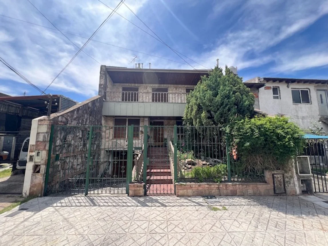 Casa en venta en Lanús Este