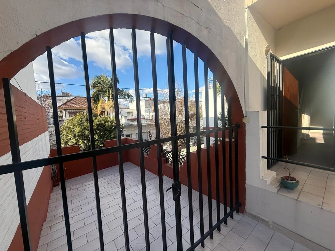 Casa dúplex de 4 ambientes en venta en Villa del Parque, Pasaje Pernambuco 2300, foto 3