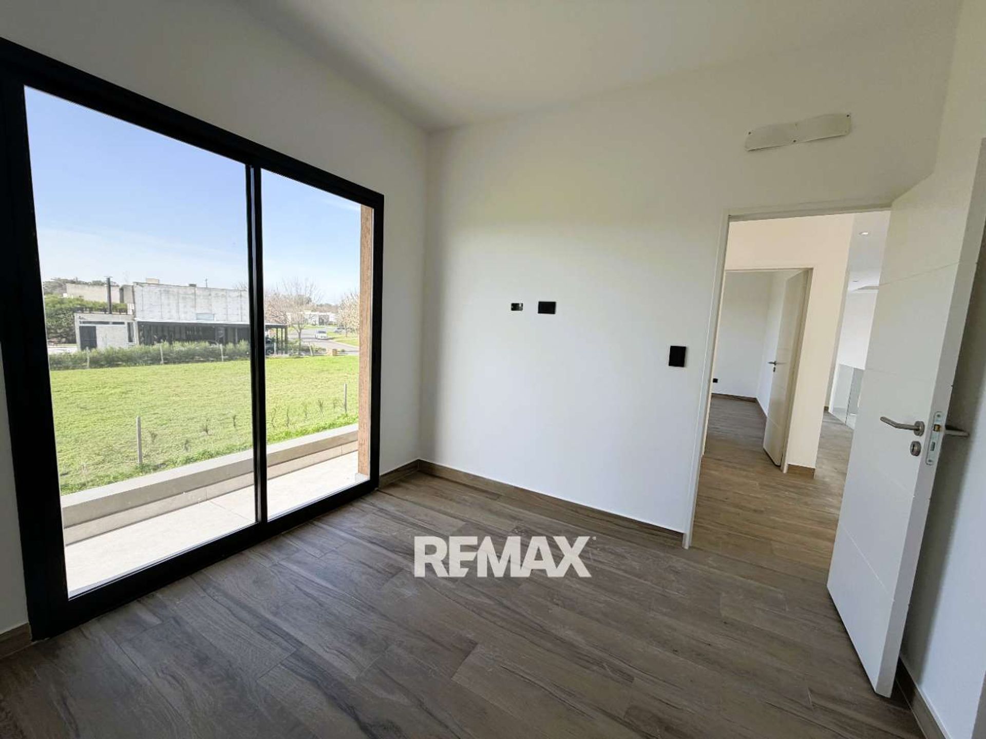 Foto 33 — VENTA  CASA A ESTRENAR 4 DORM CON PILETA PILAR