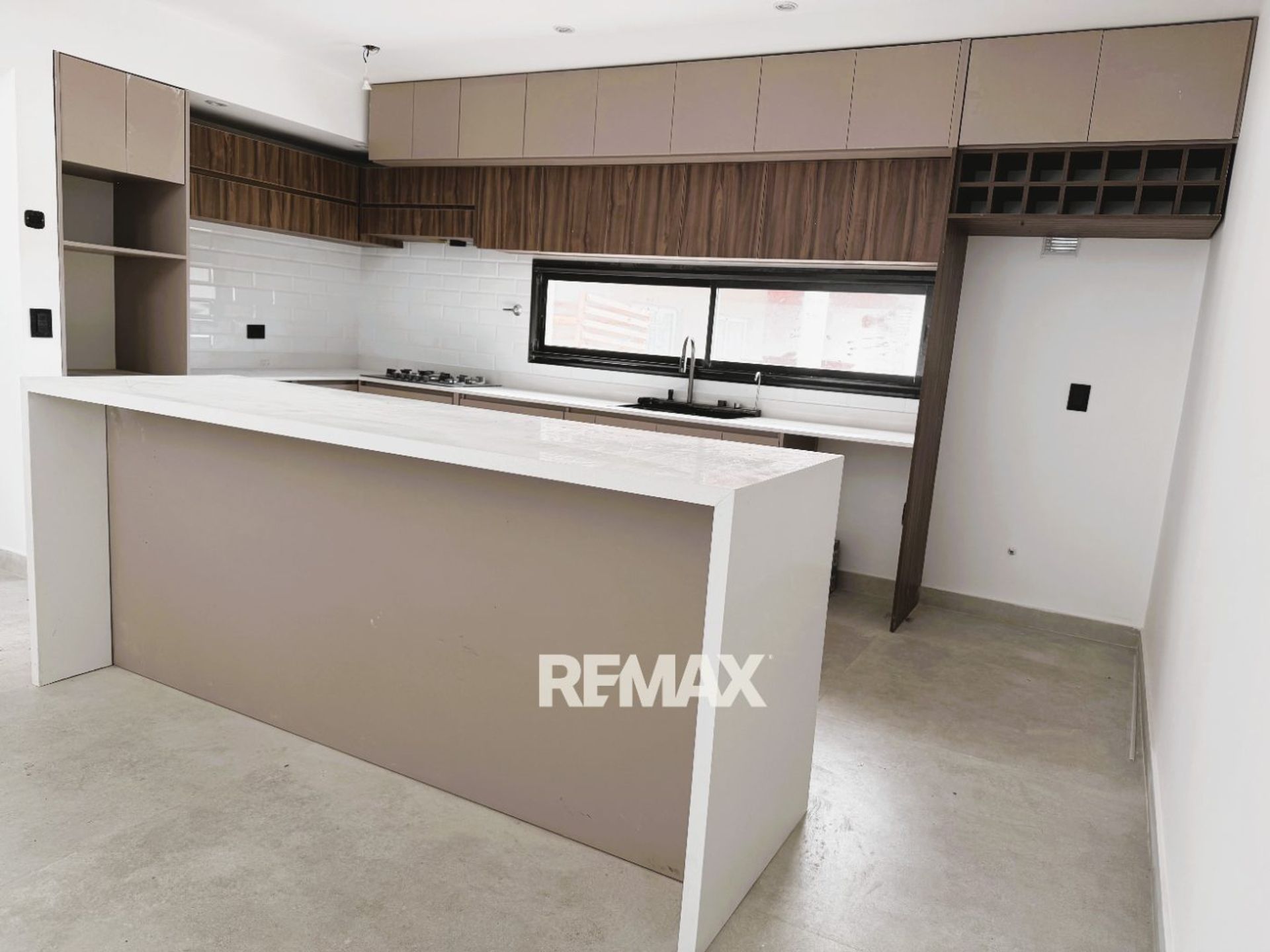Foto 13 — VENTA  CASA A ESTRENAR 4 DORM CON PILETA PILAR