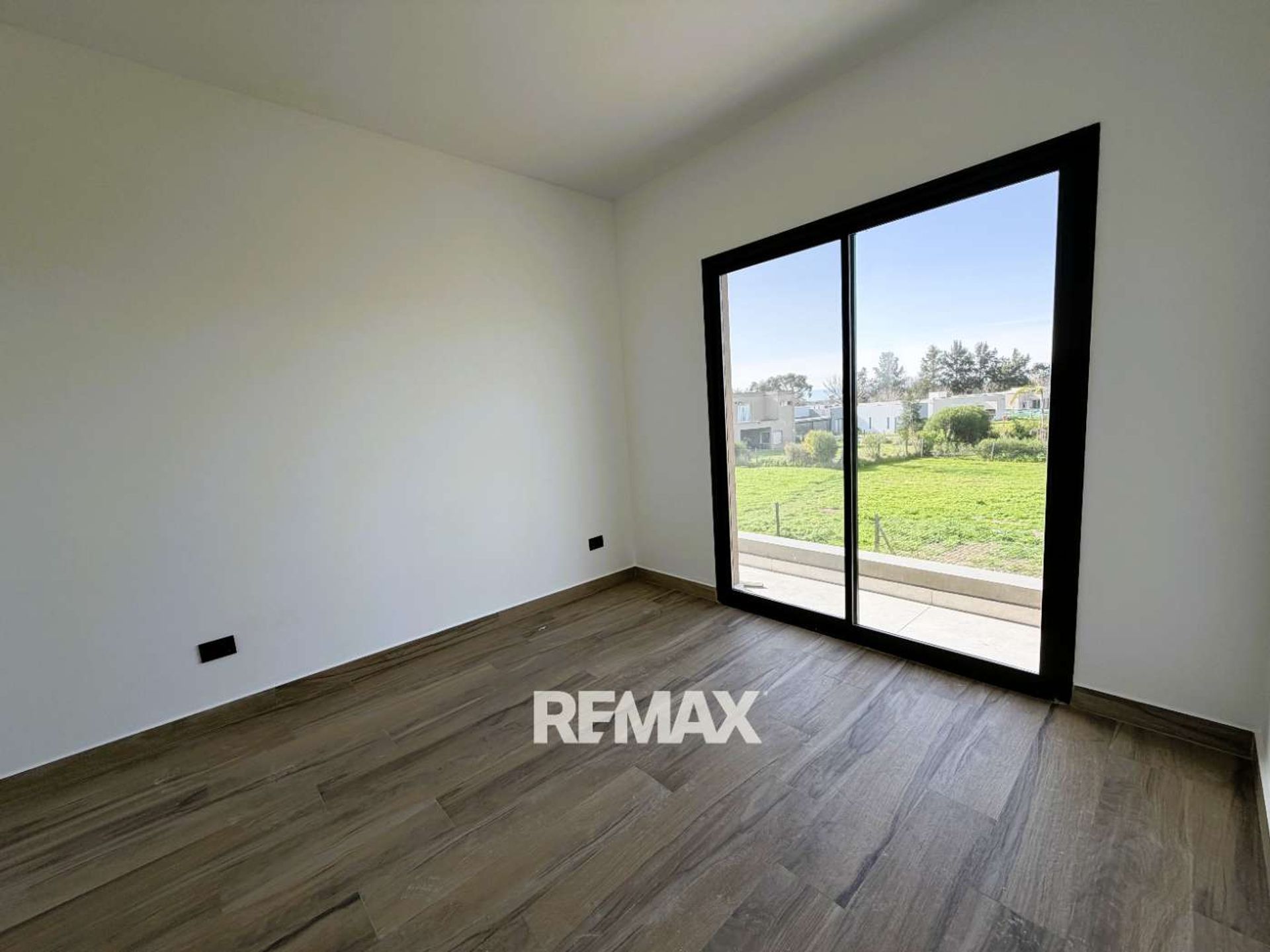 Foto 32 — VENTA  CASA A ESTRENAR 4 DORM CON PILETA PILAR
