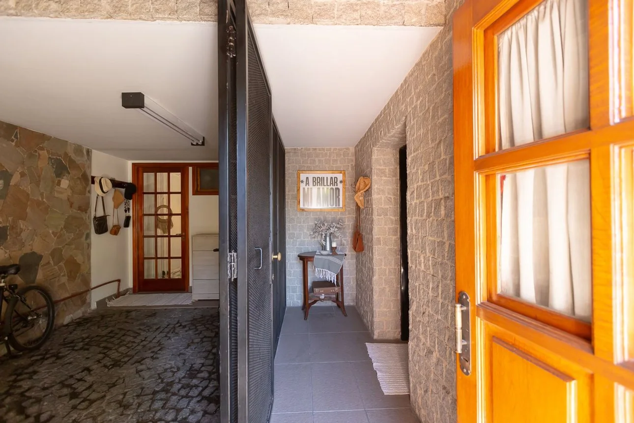 Casa de 5 ambientes en venta en Caseros, Nuestra Señora de la Merced 5000, foto 5