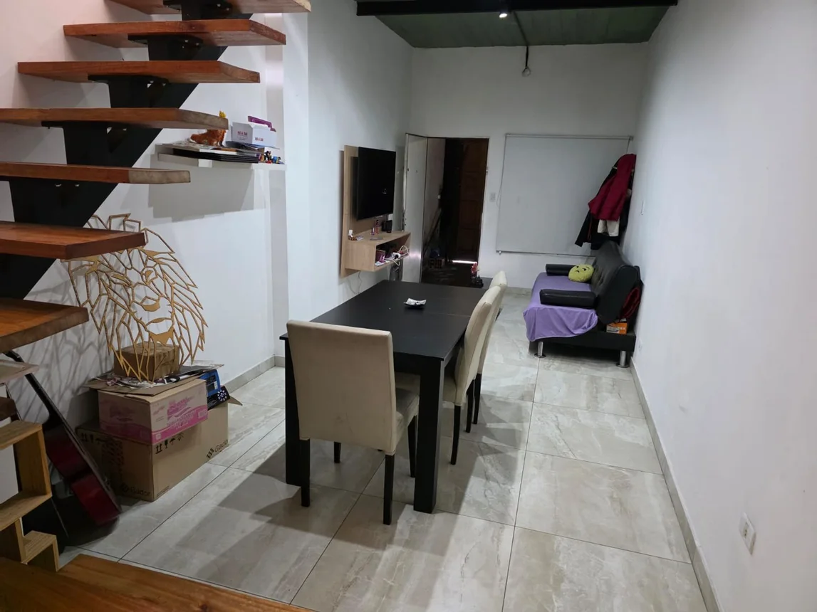 Casa dúplex en venta en Villa Lugano