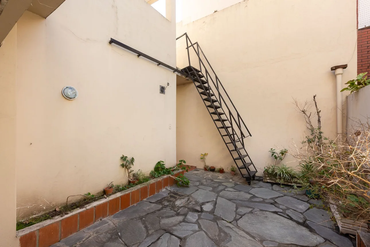 Casa de 5 ambientes en venta en Santos Lugares, Doctor Ceraso 1500, foto 3