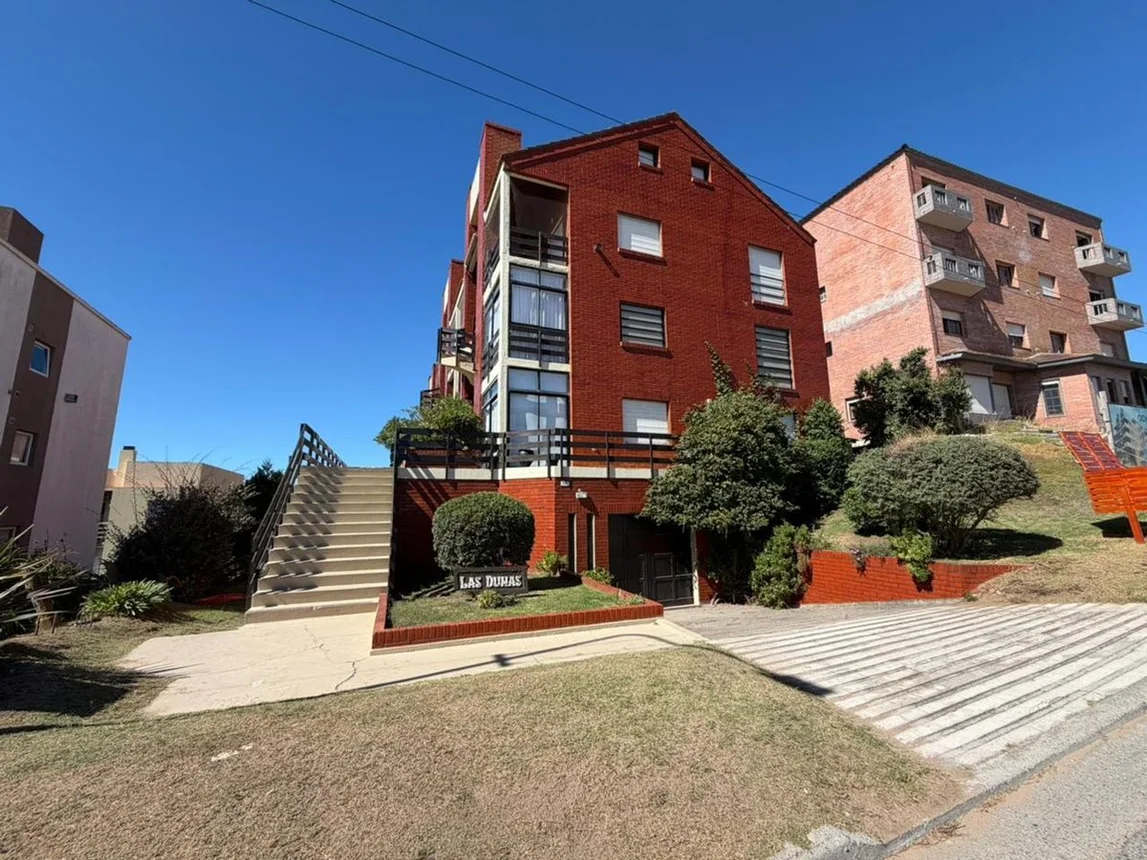 Dúplex de 5 ambientes en venta en Pinamar, Del Odiseo 600
