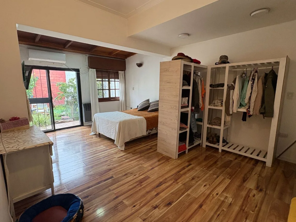 Casa de 3 ambientes en venta en La Plata, 26 E/ 42 y 43 500