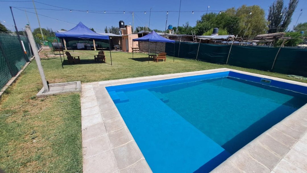 QUINCHO CON PILETA EN VENTA