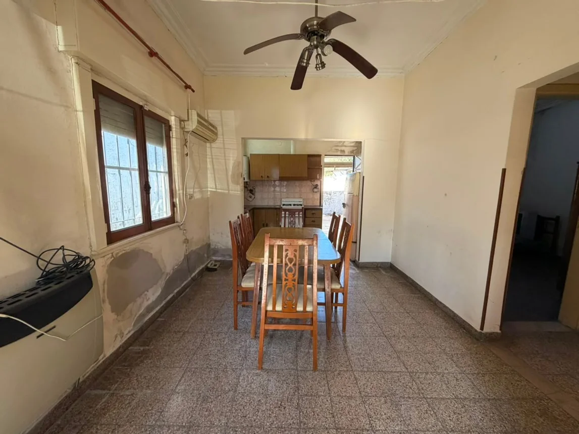 Casa en venta en La Plata, foto 2
