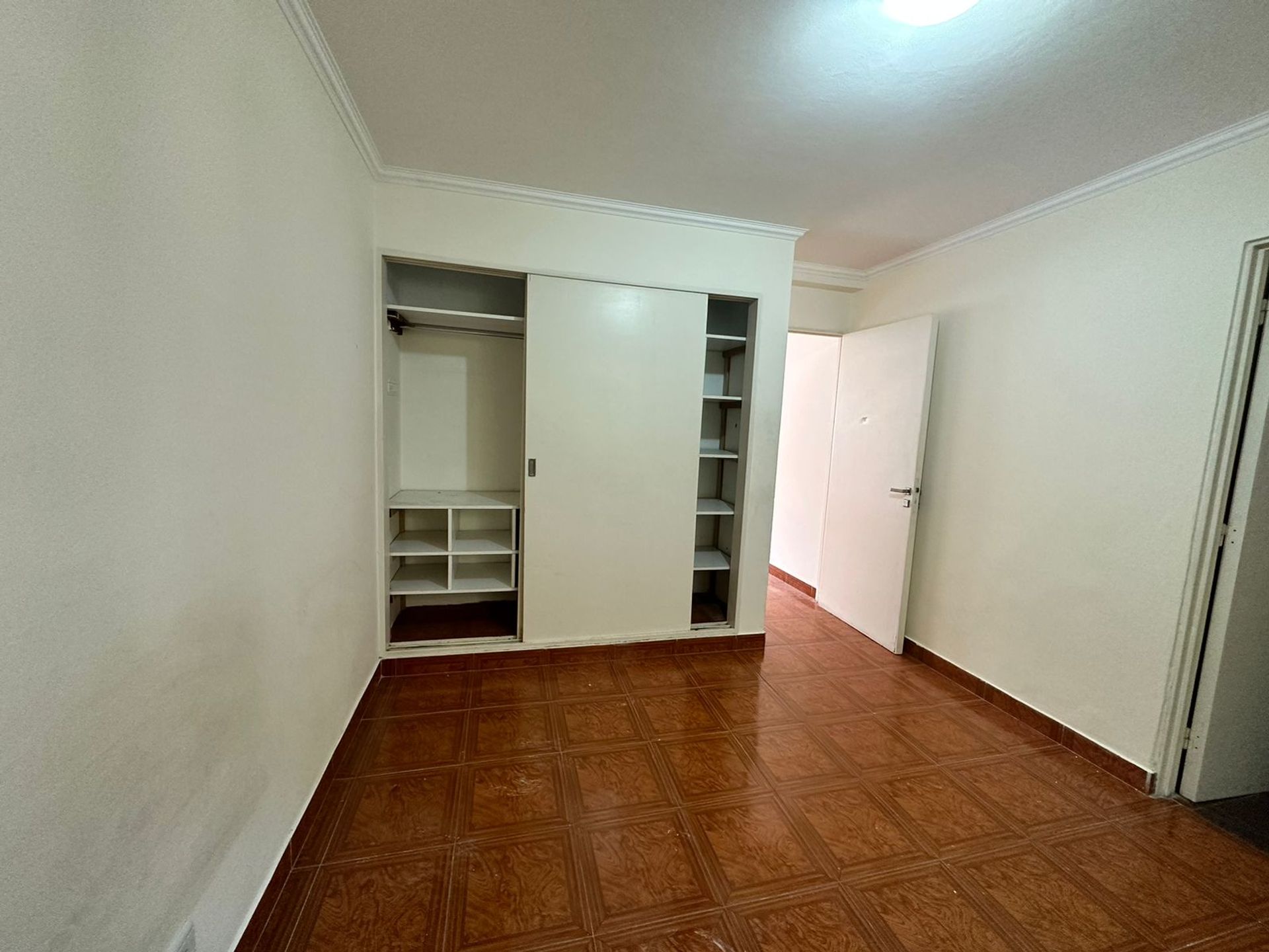 DEPARTAMENTO 1 DORMITORIO VENTA MACROCENTRO - foto 6