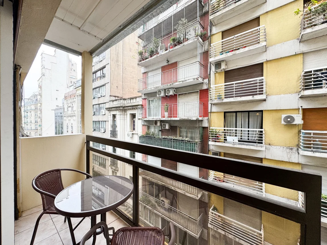 Departamento de 2 ambientes en venta en San Nicolás, Suipacha 700, foto 4