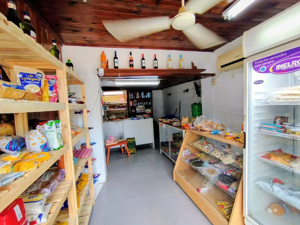Casa 3 dorm. con local, a metros de av. richieri, foto 4