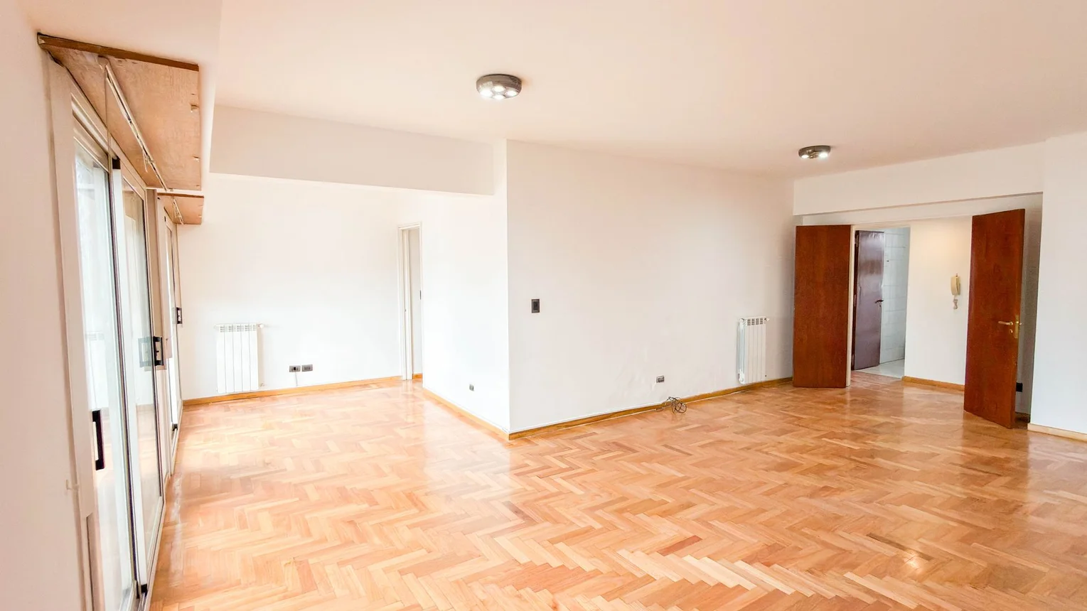 Semipiso de 7 ambientes en venta en Neuquén, Rivadavia 100, foto 2