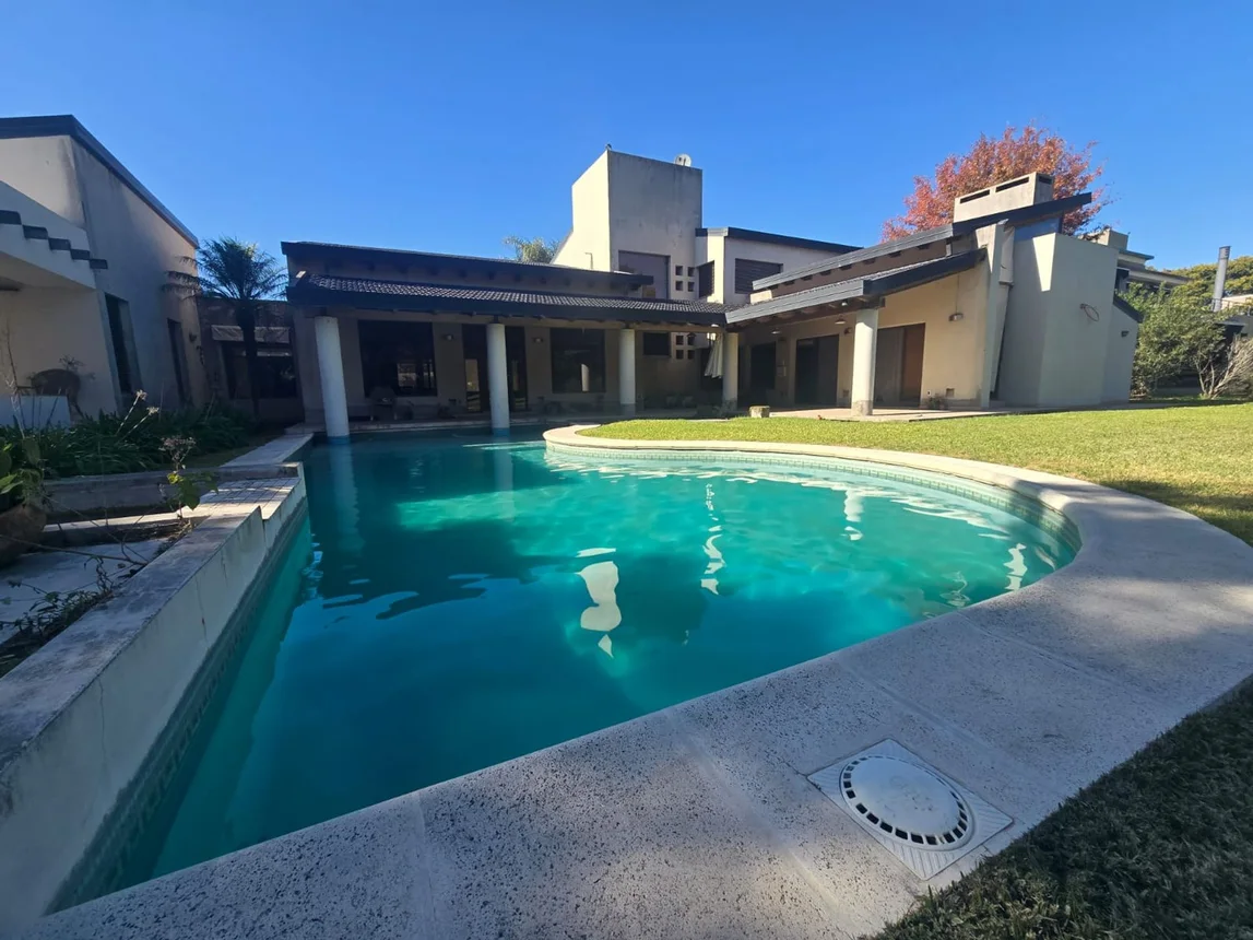Se vende casa de categoría. country el paso., foto 1