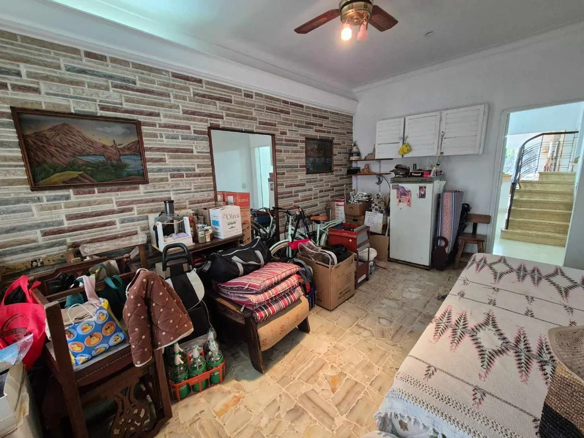 Casa de 6 ambientes en venta en Adrogué, Combate de Juncal 1000, foto 5