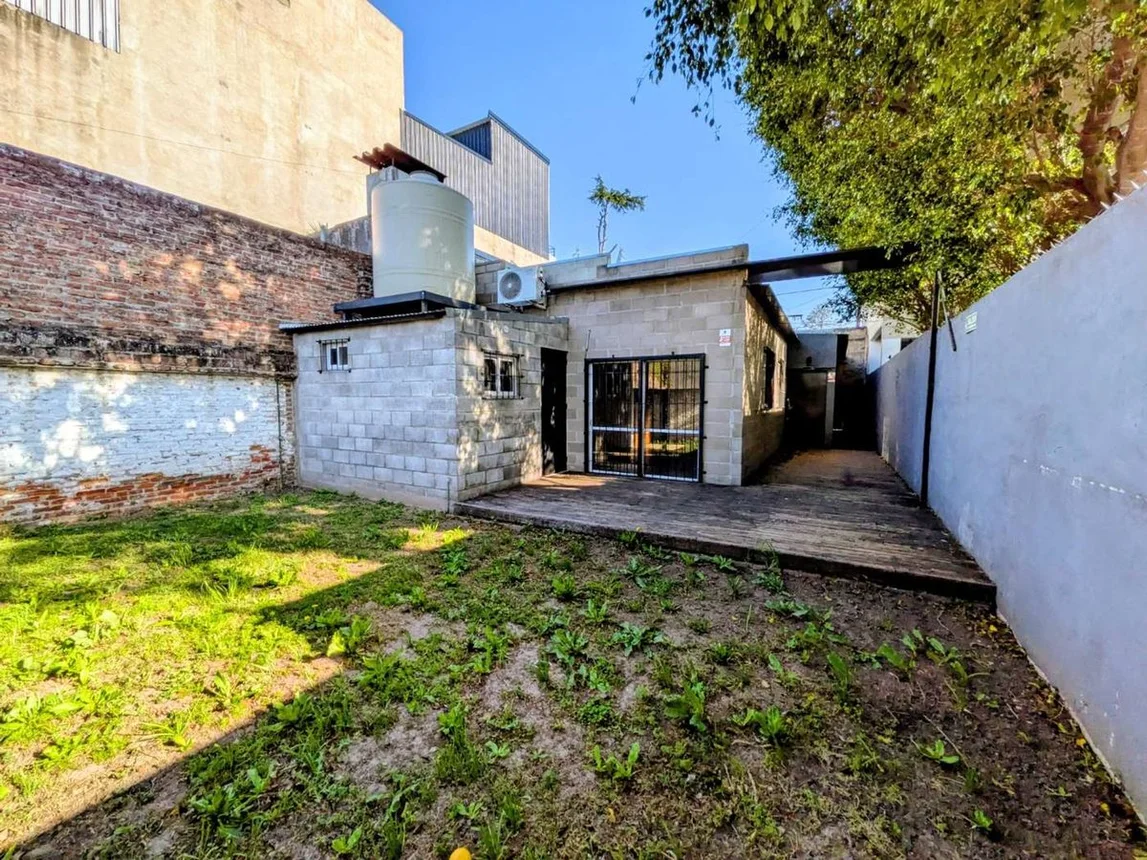 Casa en venta en Tigre, Avenida Italia 300