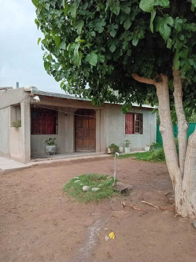 Casa de 3 ambientes en venta en Guaymallén, Las Tuyas 0, foto 2