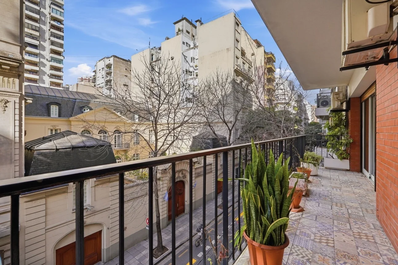 Departamento de 3 ambientes en venta en Recoleta, Montevideo 1600, foto 2