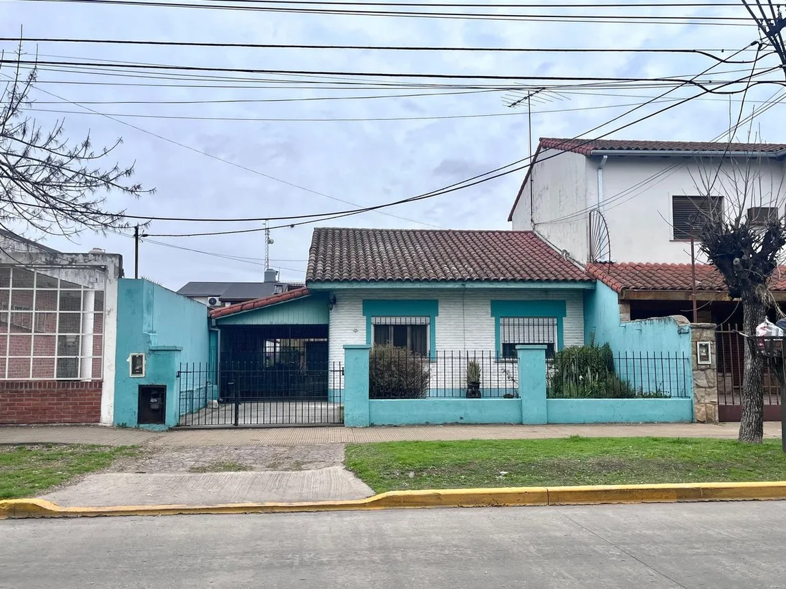 Casa en venta en Hurlingham, foto 2