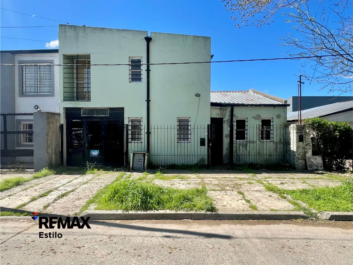 Casa en venta en La Plata, foto 2