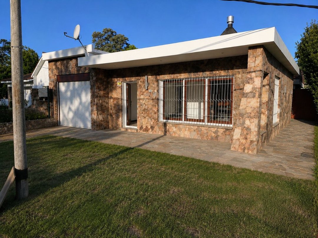 Venta de casa de 2 dormitorios en pinares