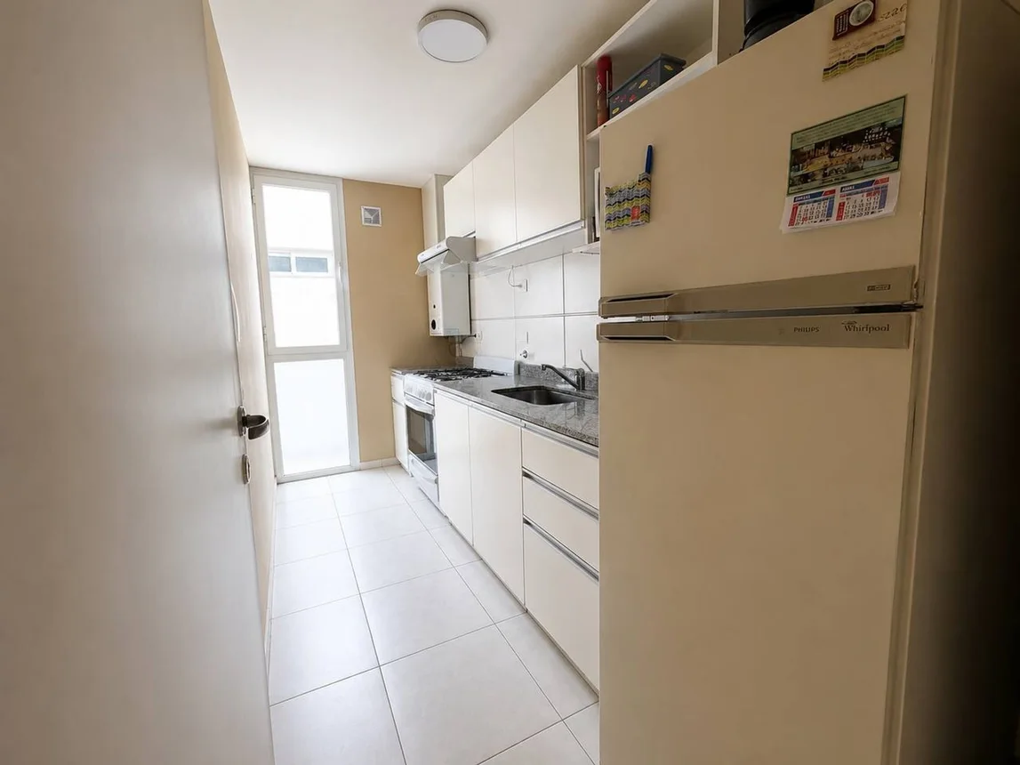 Departamento de 2 ambientes en alquiler en Córdoba, Boulevard los Andes 800, foto 2