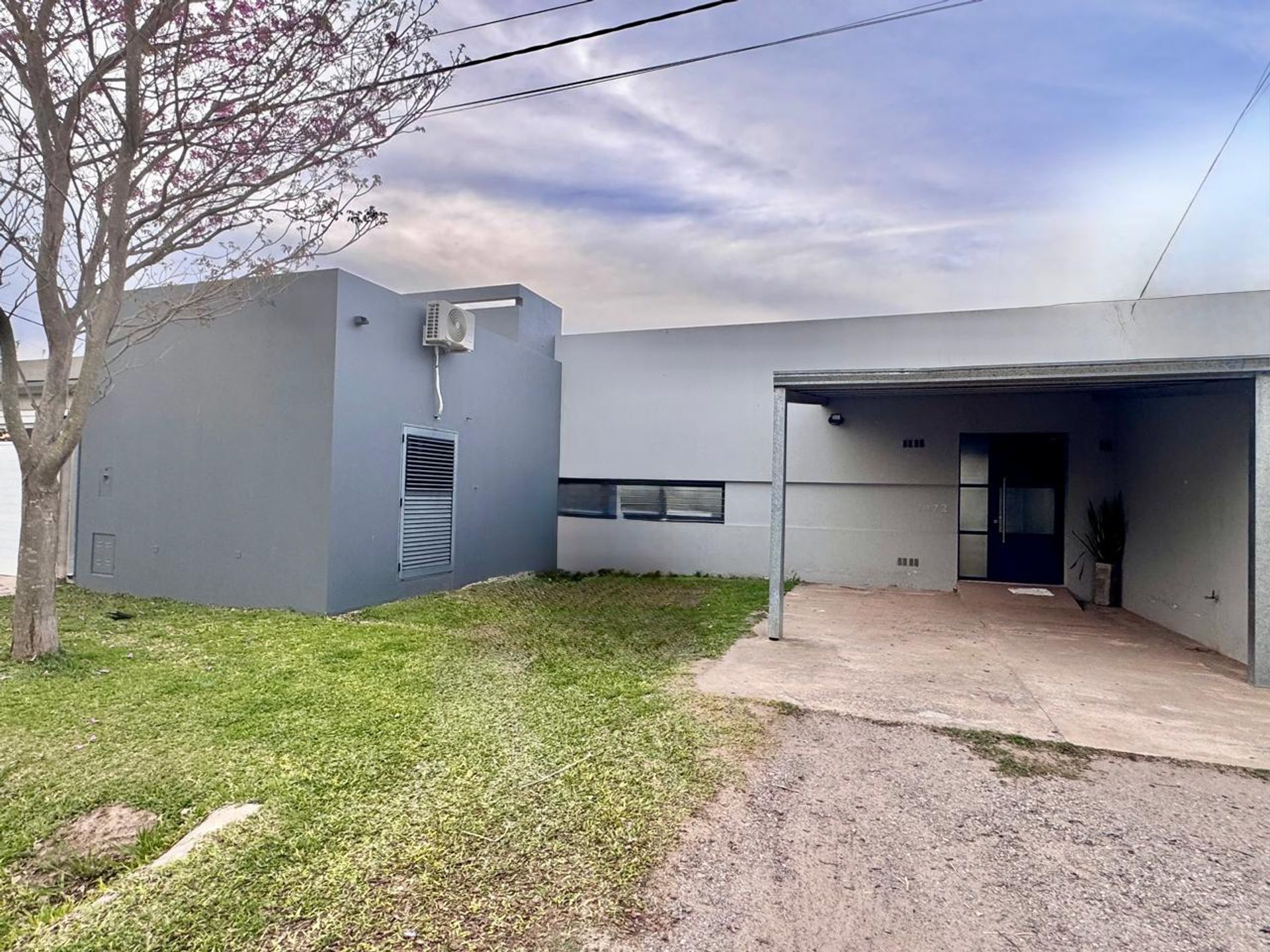 VENTA Casa 2 dormitorios con proyección - foto 1
