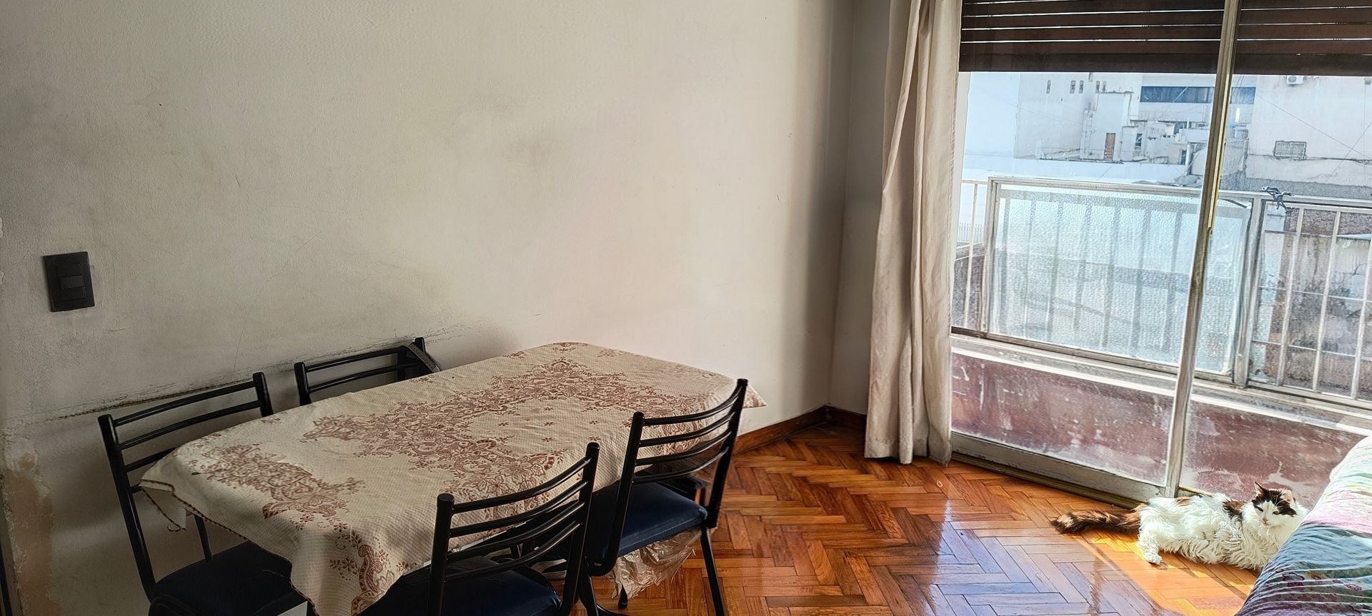 Venta 2 amb luminoso con balcón en Balvanera