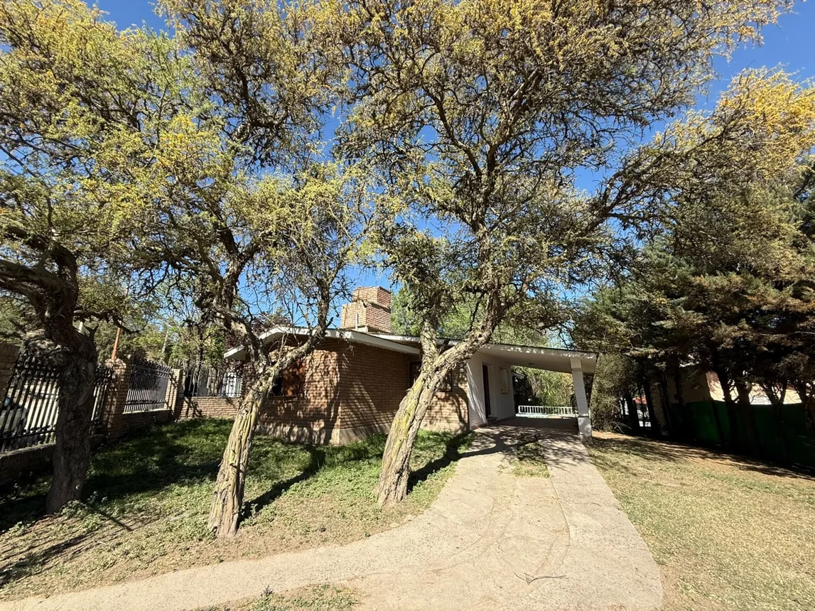 Casa de 3 ambientes en venta en Villa Carlos Paz, Díaz Colodrero 100