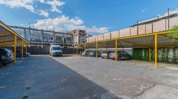 Venta terreno esquina con renta 575m2 - C.Vieja .
