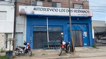VENTA DE LOCAL MAS 6 DEPTOS SOBRE AV. BLAS PARERA