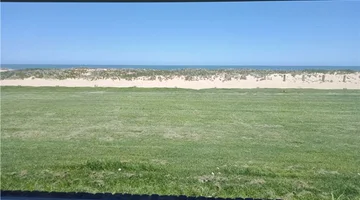 Frente al mar 3 dormitorios, terraza y mucama.