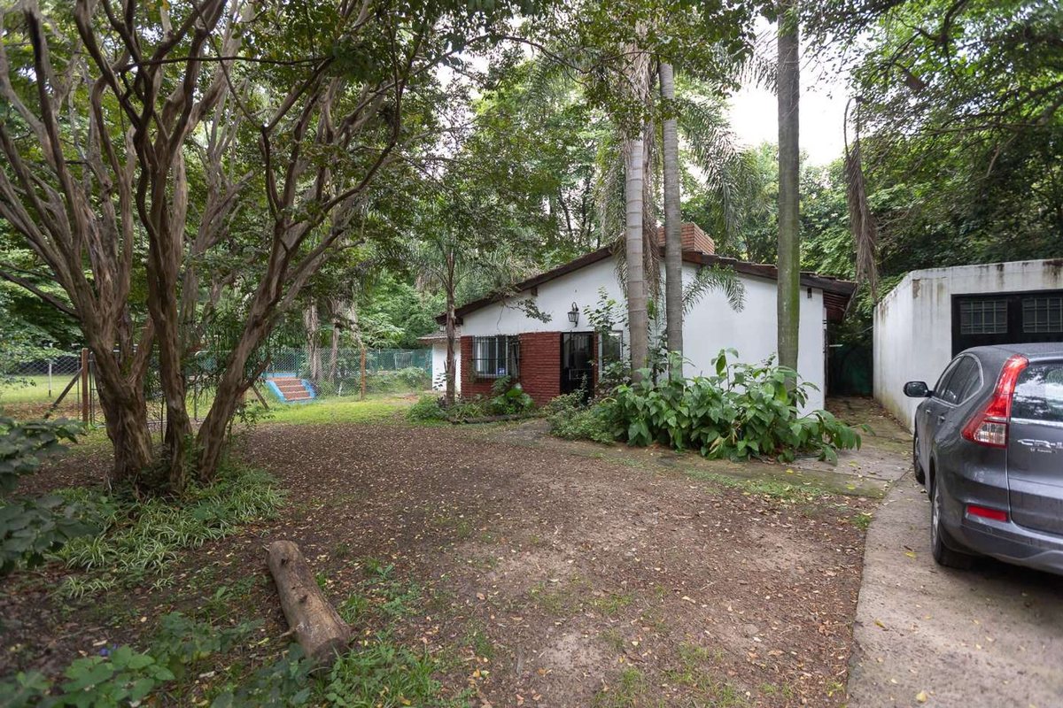 Foto 2 — VENTA QUINTA EN DEL VISO- PERMUTA