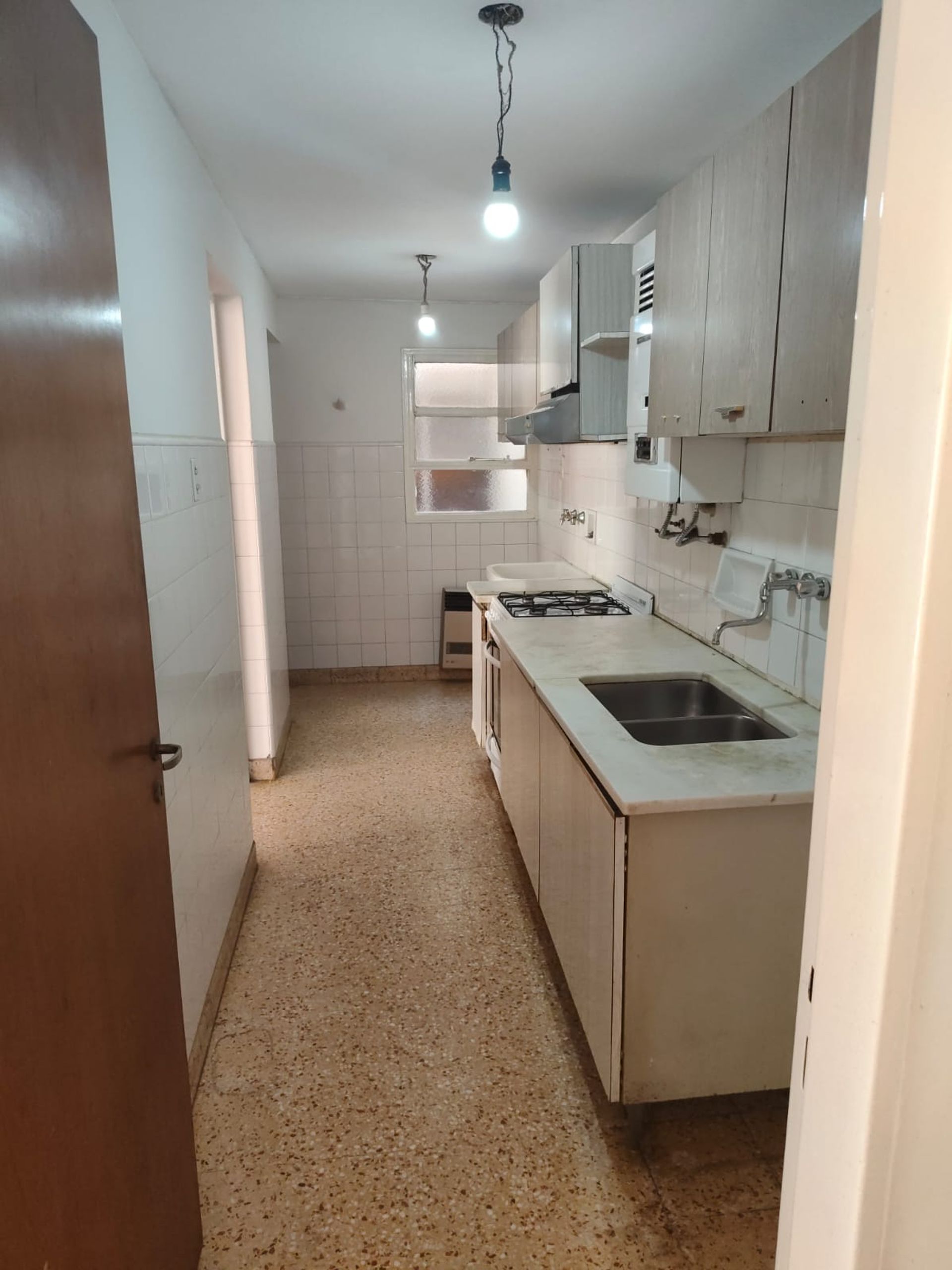 DEPARTAMENTO EN ALQULER DEAN FUNES AL 300 2 DORM - foto 4