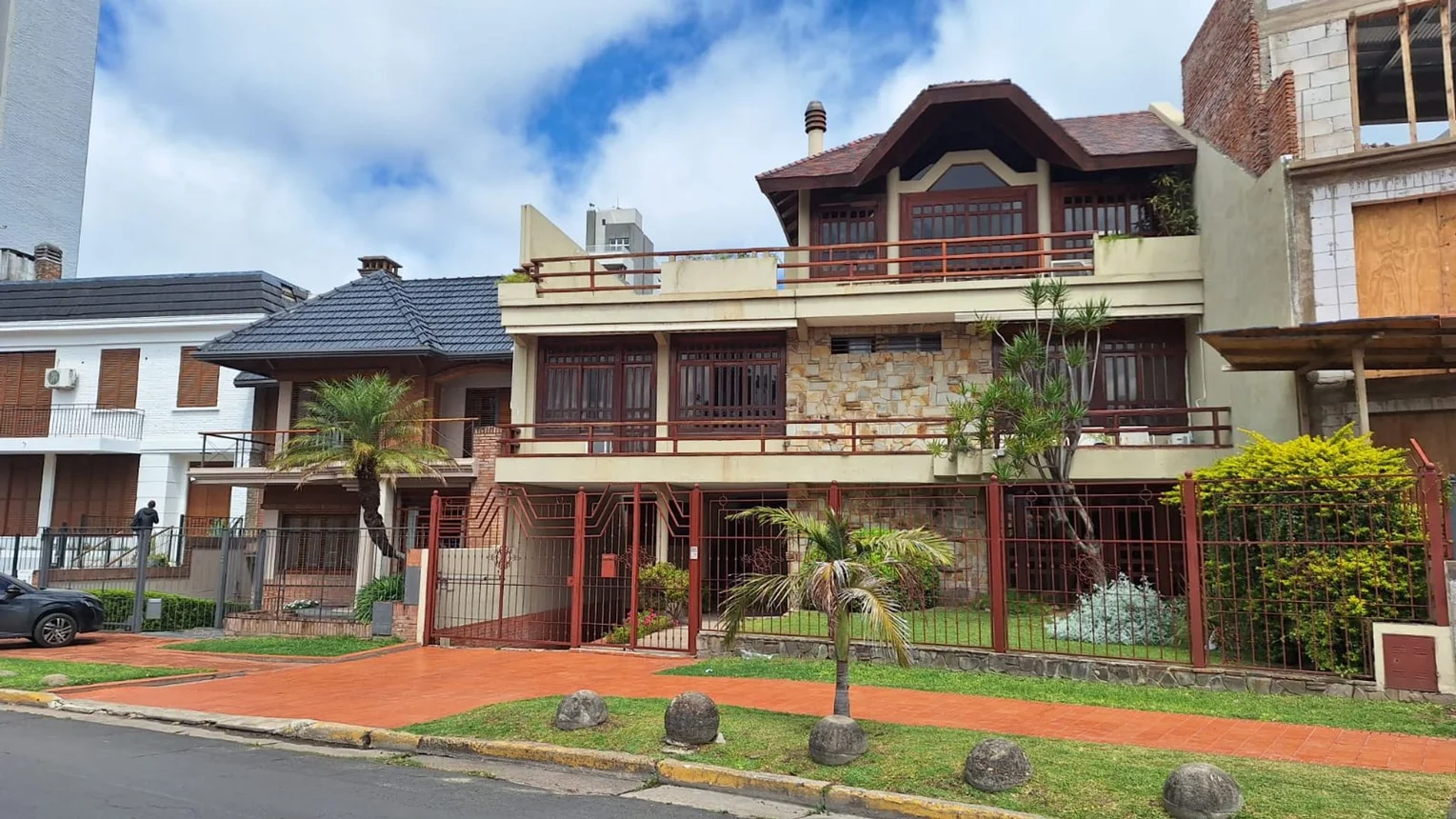 Casa de 8 ambientes en venta en Paraná, Mitre 400