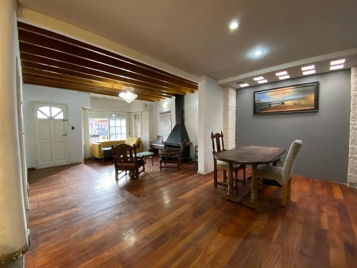Casa de 4 ambientes en venta en Villa Ballester, Belgrano 6200, foto 2