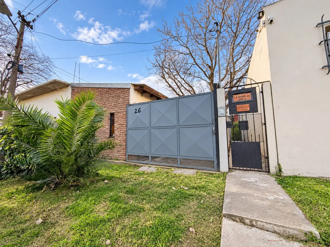 PH de 2 ambientes en venta en Quilmes, Juan Manuel Delgado 0