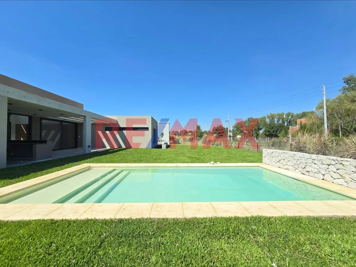 Casa en venta en General Rodríguez, foto 3
