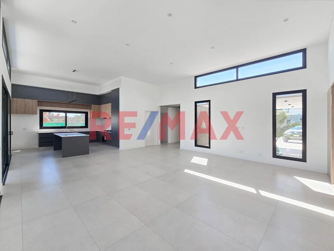 Casa en venta en General Rodríguez, foto 2
