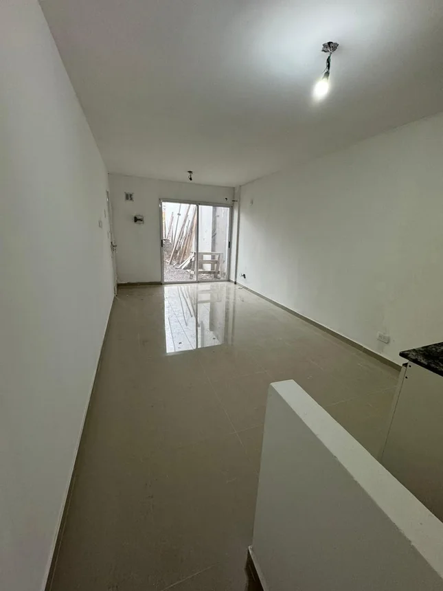 Departamento de 2 ambientes en venta en Morón, Monseñor Tomás Solari 1800, foto 4