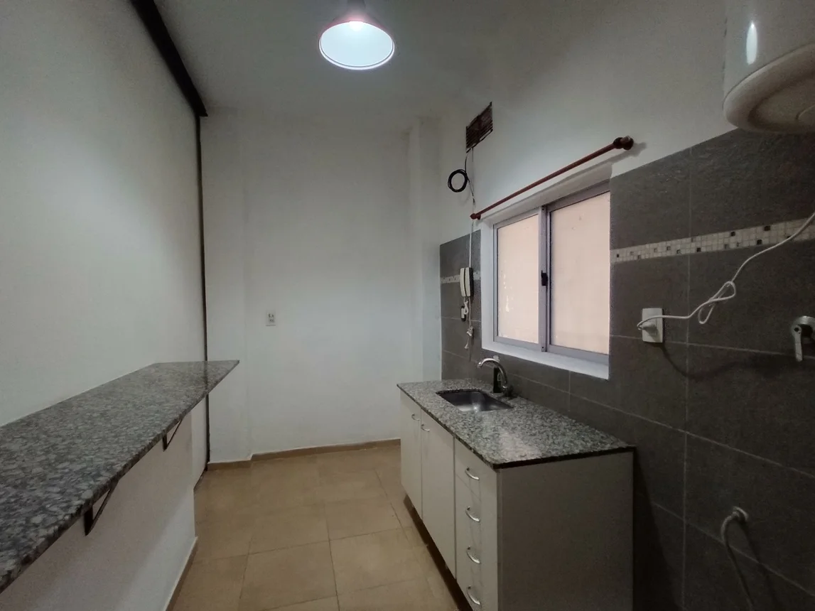 Alquiler casa de pasillo dos dormitorios terraza, foto 4