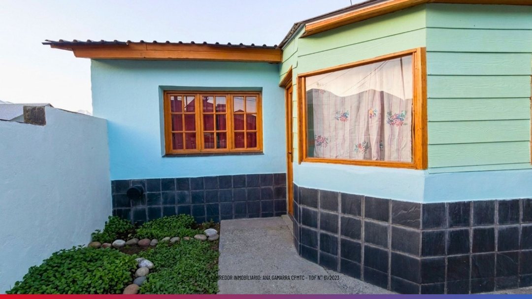 CASA EN ALQUILER / 2 DORMITORIOS / GARAGE / PATIO