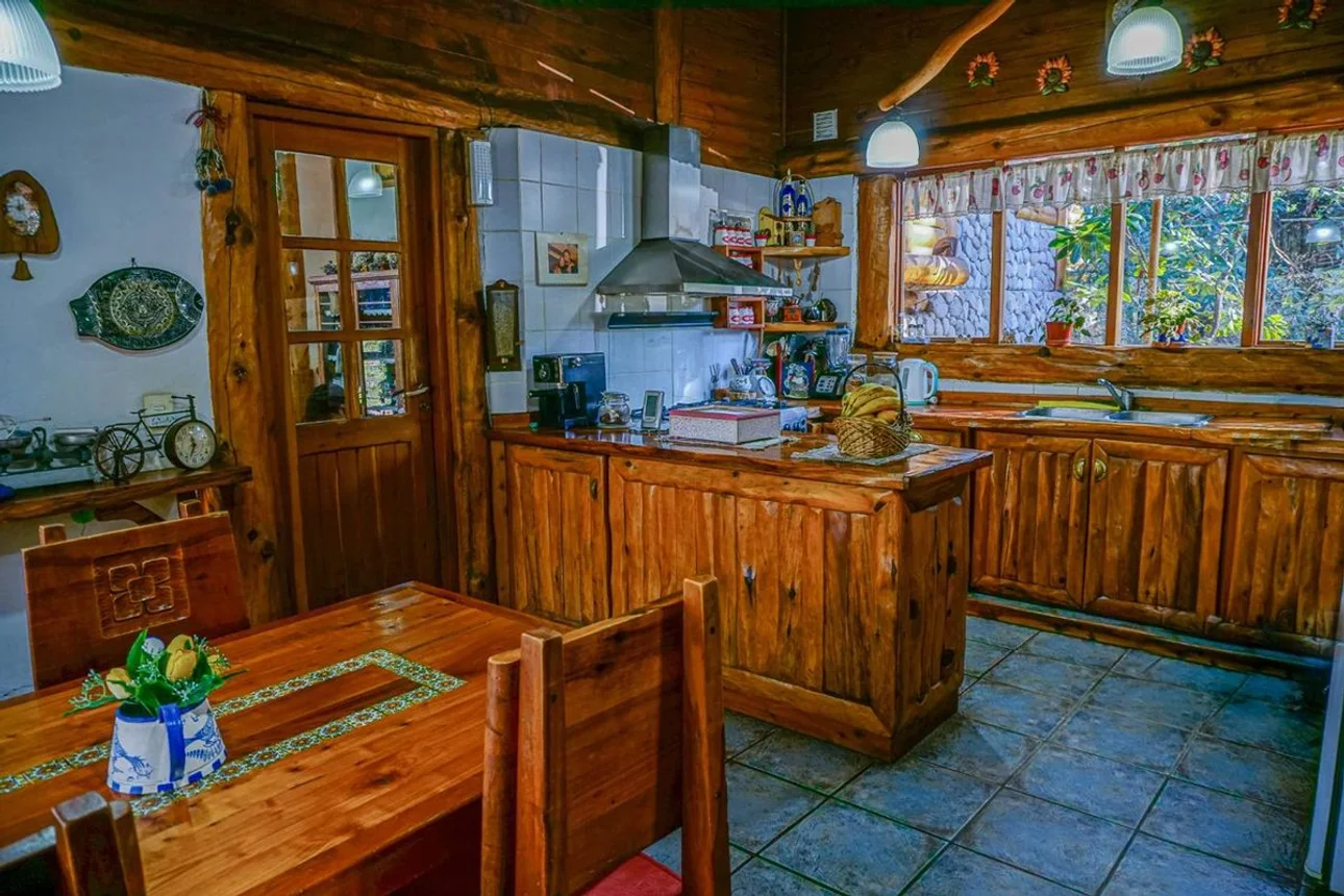 Casa de 5 ambientes en venta en San Carlos de Bariloche, Km 24.600 300, foto 4
