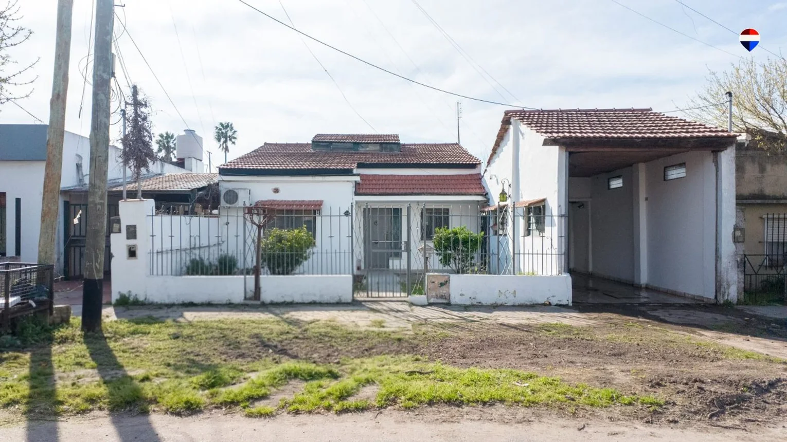 Casa de 3 ambientes en venta en Temperley, Las Casuarinas 2800, foto 2