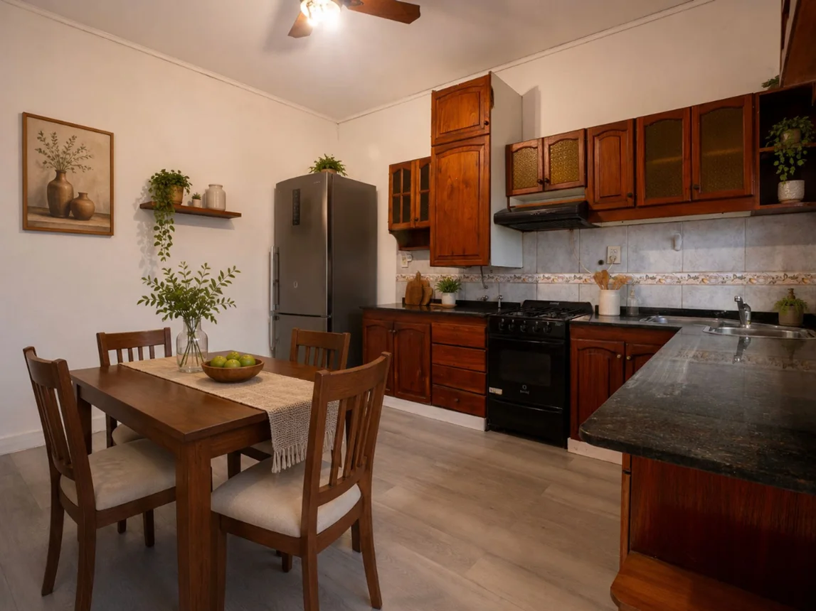 Casa de 3 ambientes en venta en Villa Luzuriaga, República de Chile 100, foto 2