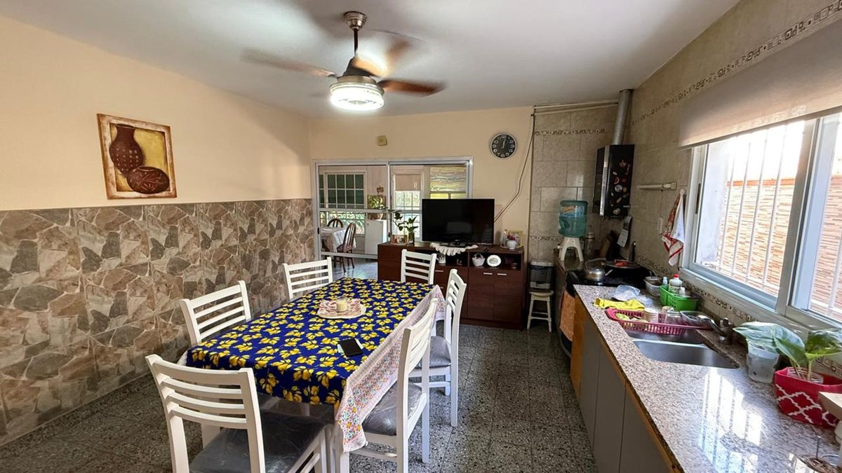 Oportunidad! se venden 3 propiedades en una