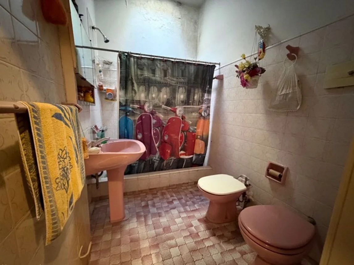 Casa de 4 ambientes en venta en Sarandí, Saladillo 100, foto 3