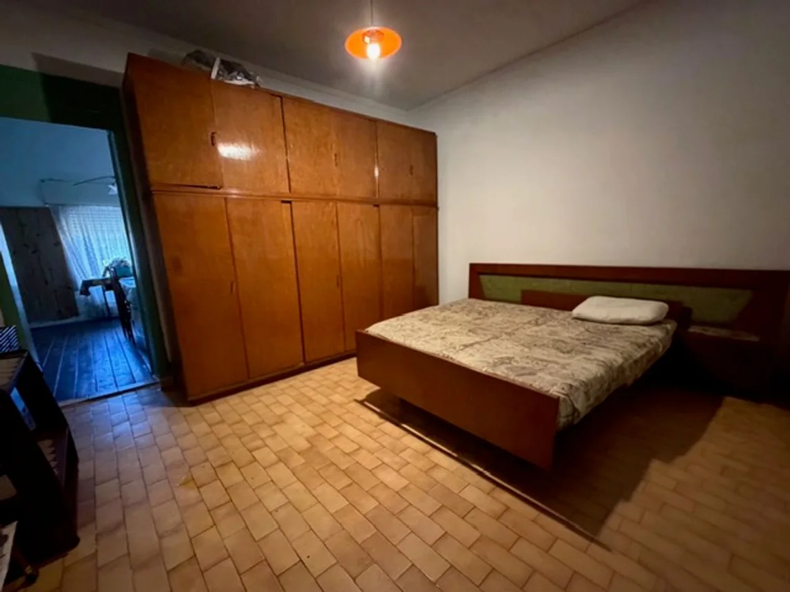 Casa de 4 ambientes en venta en Sarandí, Saladillo 100, foto 2
