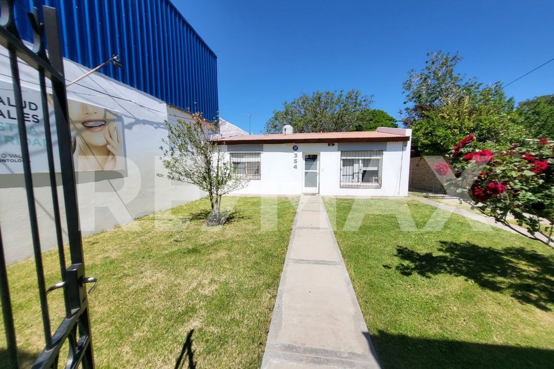 Casa en alquiler Comercial/profesional en Plottier